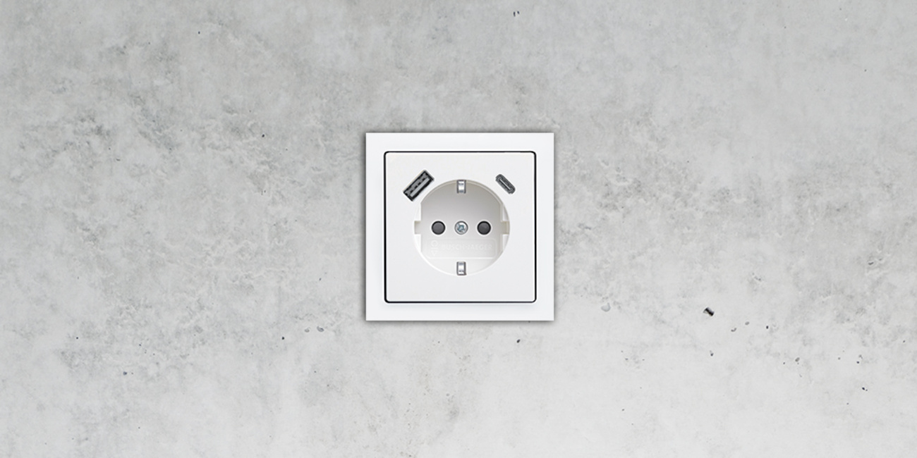 SCHUKO® USB-Steckdose bei Elektrotechnik Dreyße in Herbsleben
